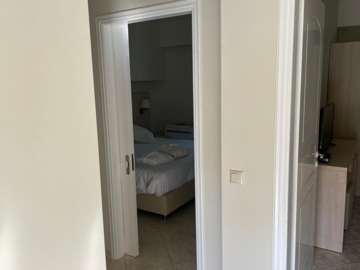 マラティアスAngelika House 2アパートメント エクステリア 写真